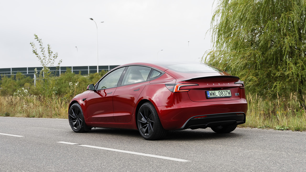 Tesla Model 3 Performance