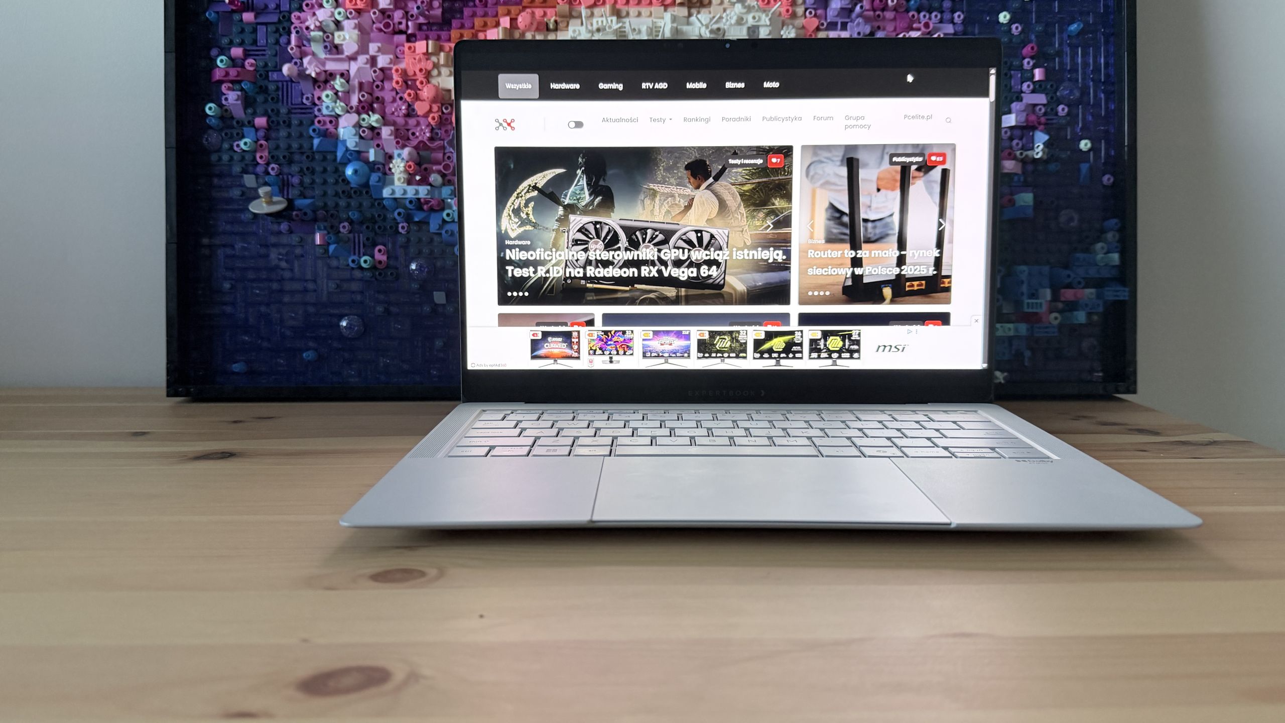 ASUS ExpertBook Ultra