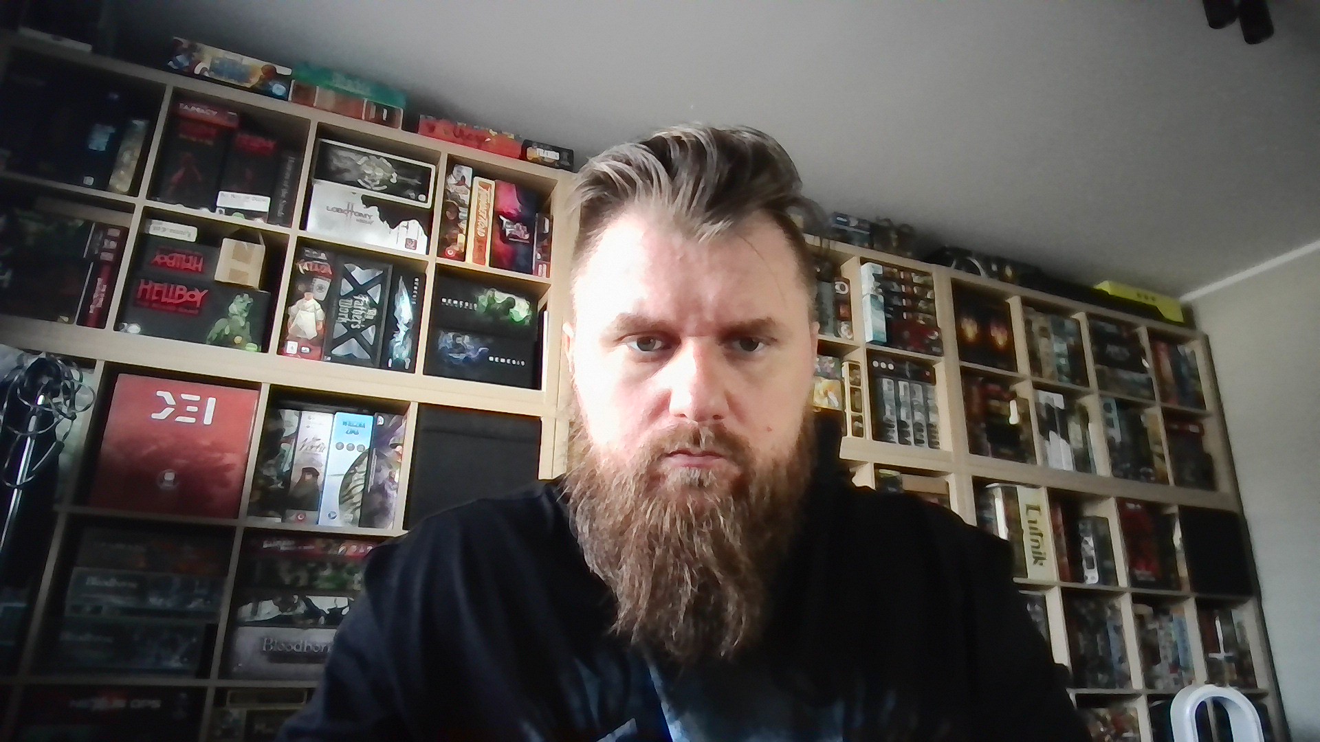 ASUS ExpertBook Ultra