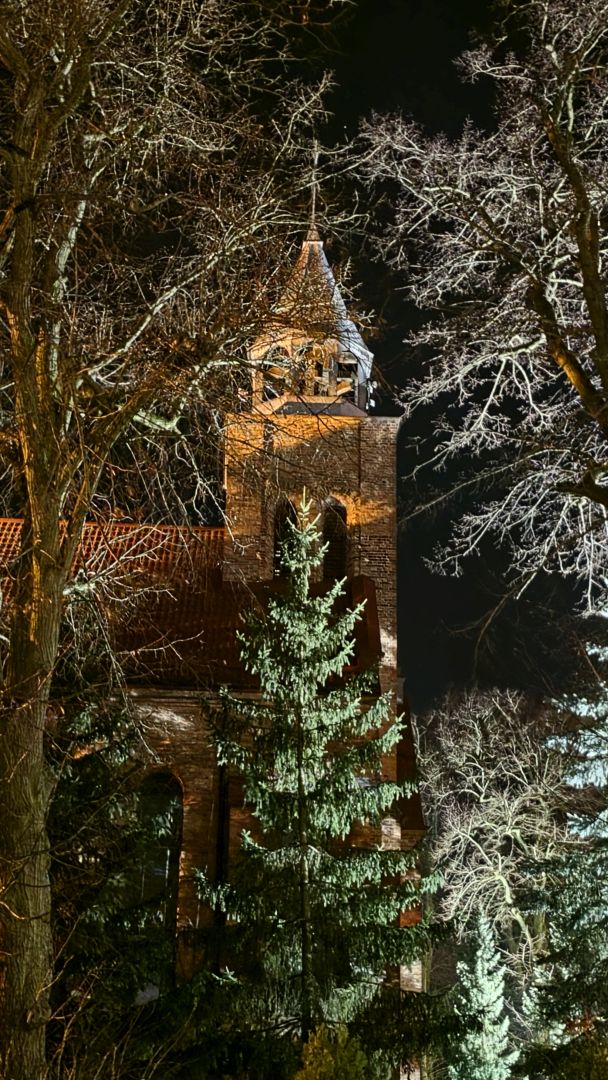 Samsung Galaxy S26 Ultra - obiektyw ultraszerokokątny, główny, 2x zoom, 3x zoom, 5x zoom, 10x zoom nocą