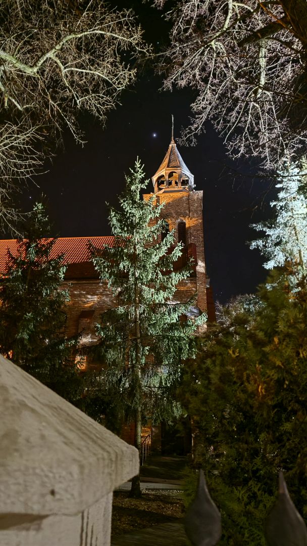 Samsung Galaxy S26 Ultra - obiektyw ultraszerokokątny, główny, 2x zoom, 3x zoom, 5x zoom, 10x zoom nocą