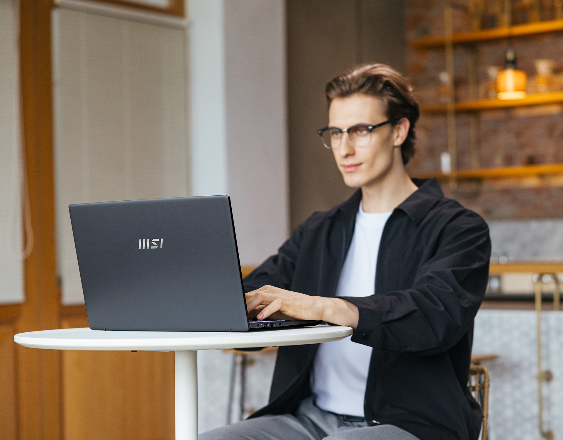 Laptop dla studenta 2026 MSI Modern 15