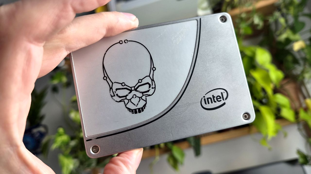 Intel SSD 730