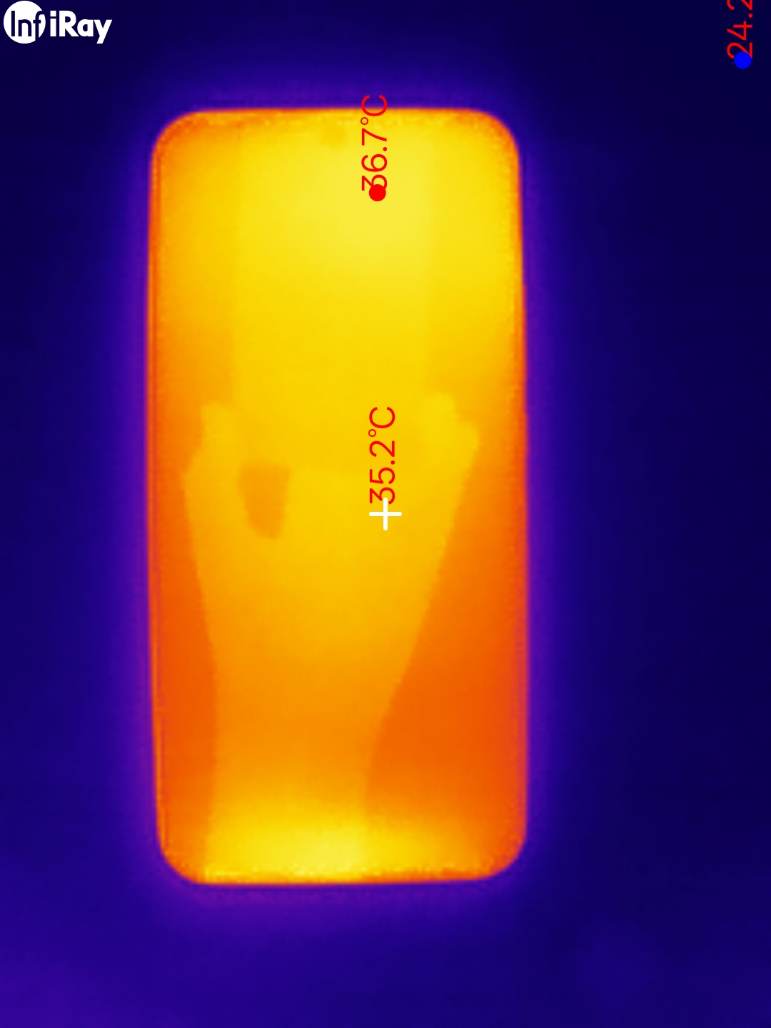 realme 16 - benchmarki i temperatura