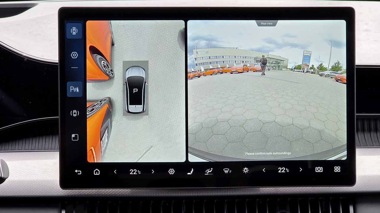 BYD Dolphin G DM-i - system kamer 360 stopni