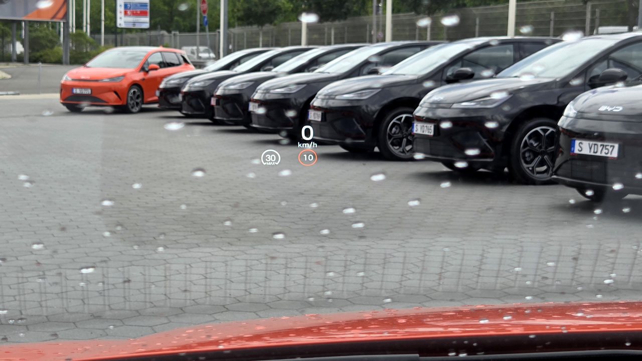 BYD Dolphin G DM-i - Head-Up Display