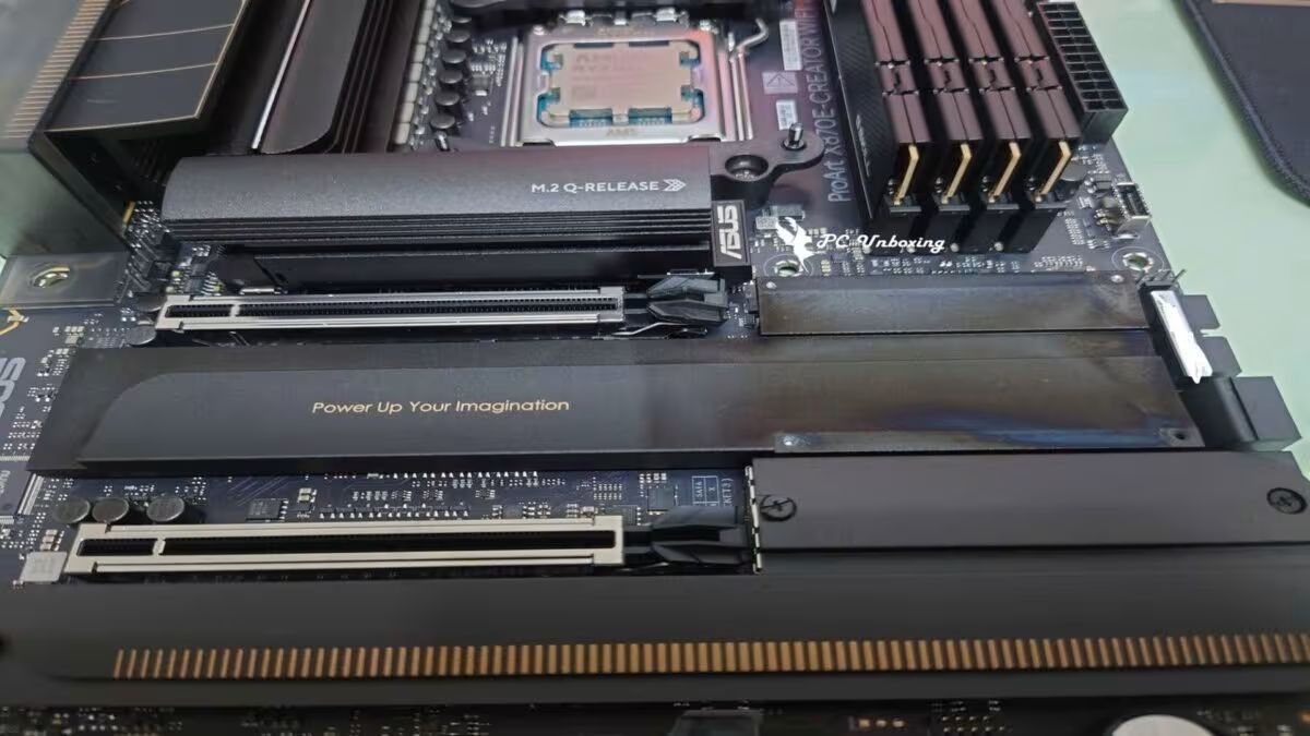 ASUS ROG Astral GeForce RTX 5090