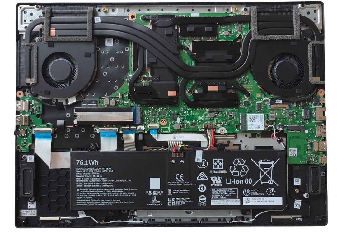 GIGABYTE 