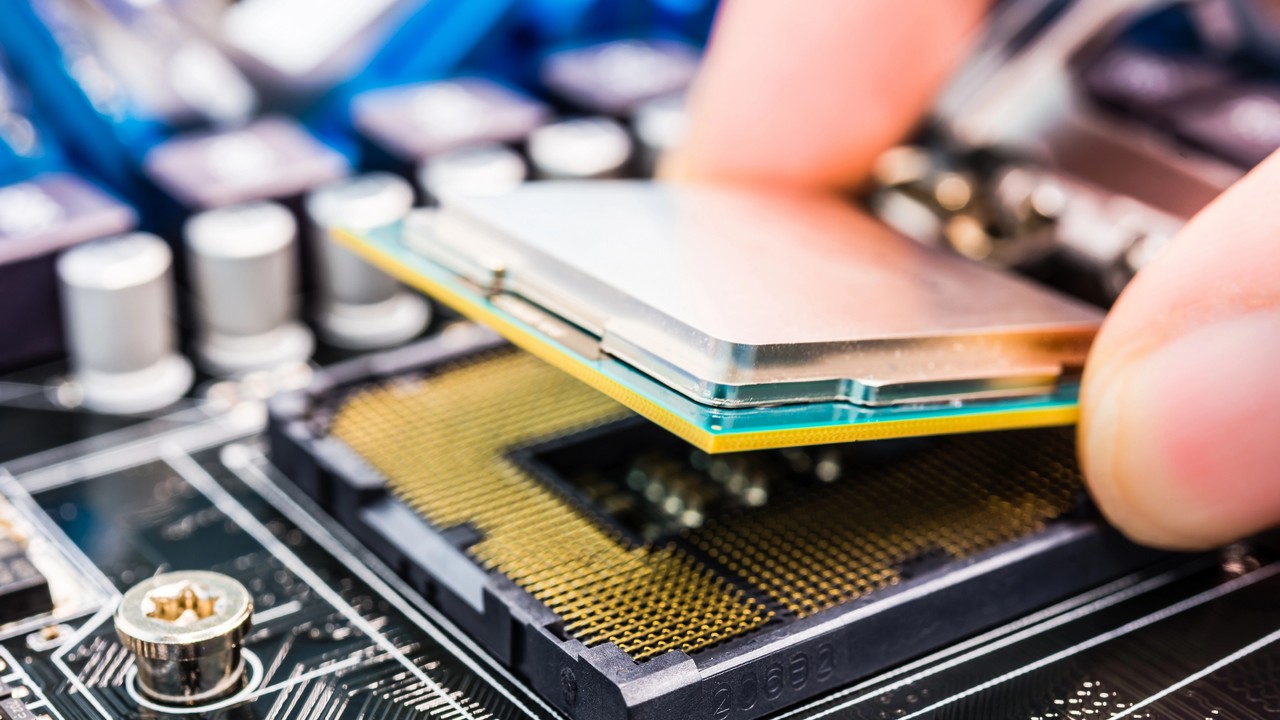 CPU