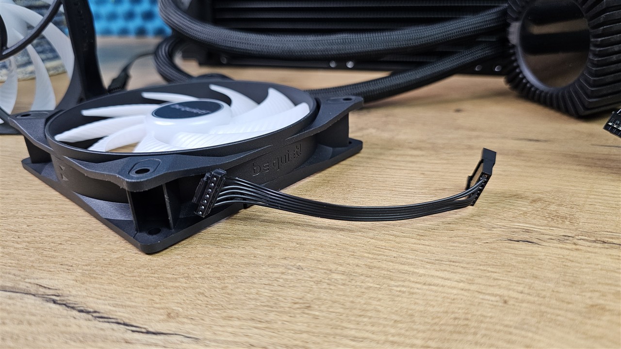 be quiet! Light Wings LX 120mm PWM high-speed – wirnik i ramka