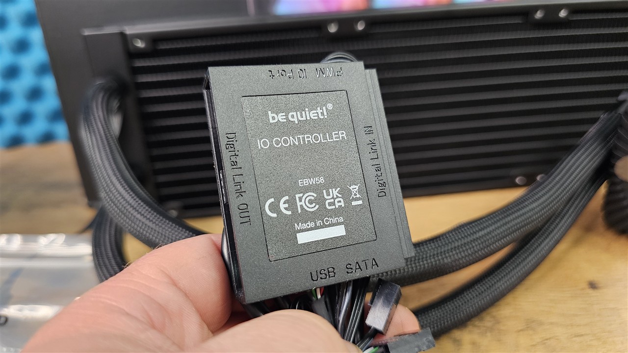 be quiet! Light Loop IO LCD 360 mm