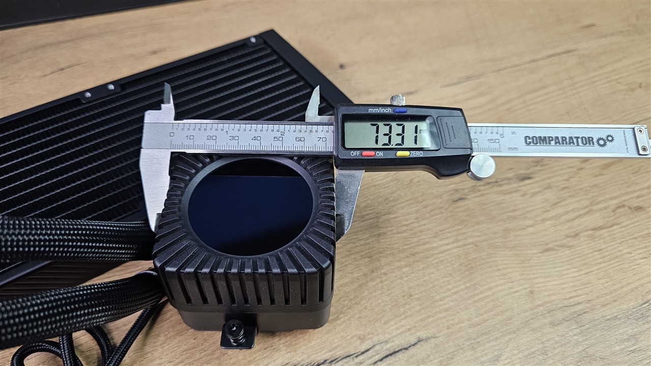 be quiet! Light Loop IO LCD 360 mm – blok z ekranem IPS