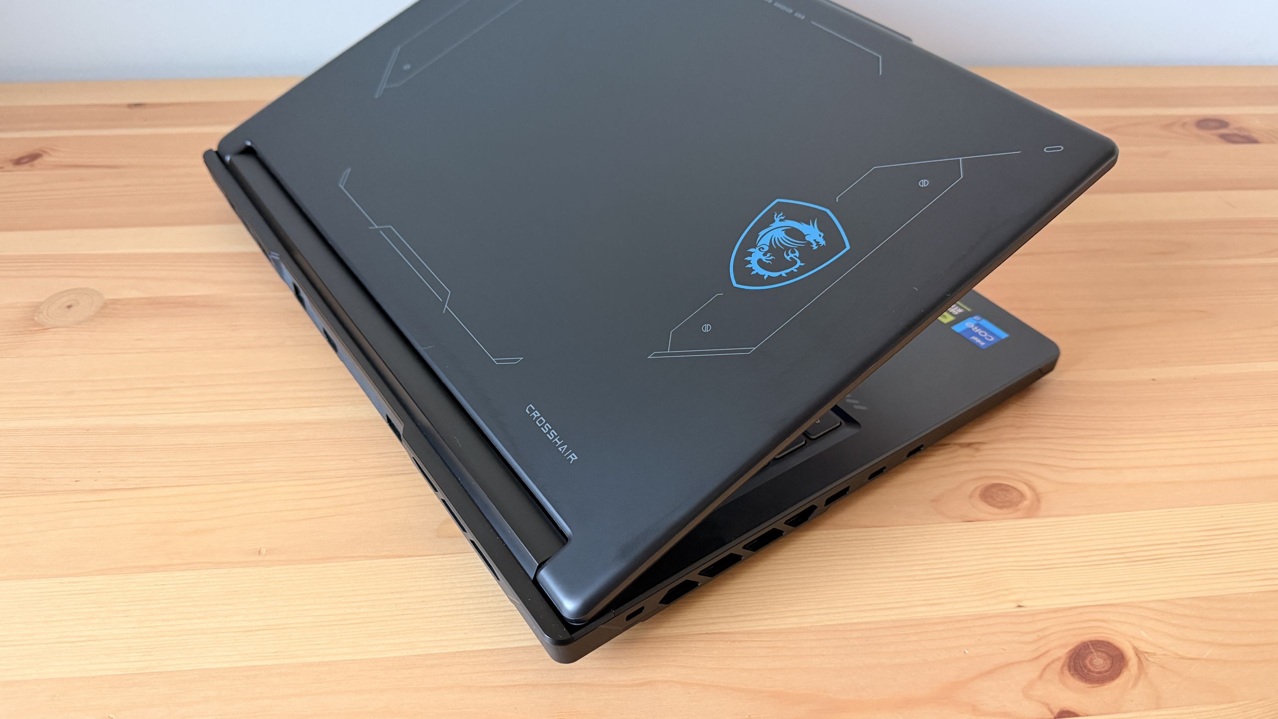 MSI Crosshair 16 HX E14WFK