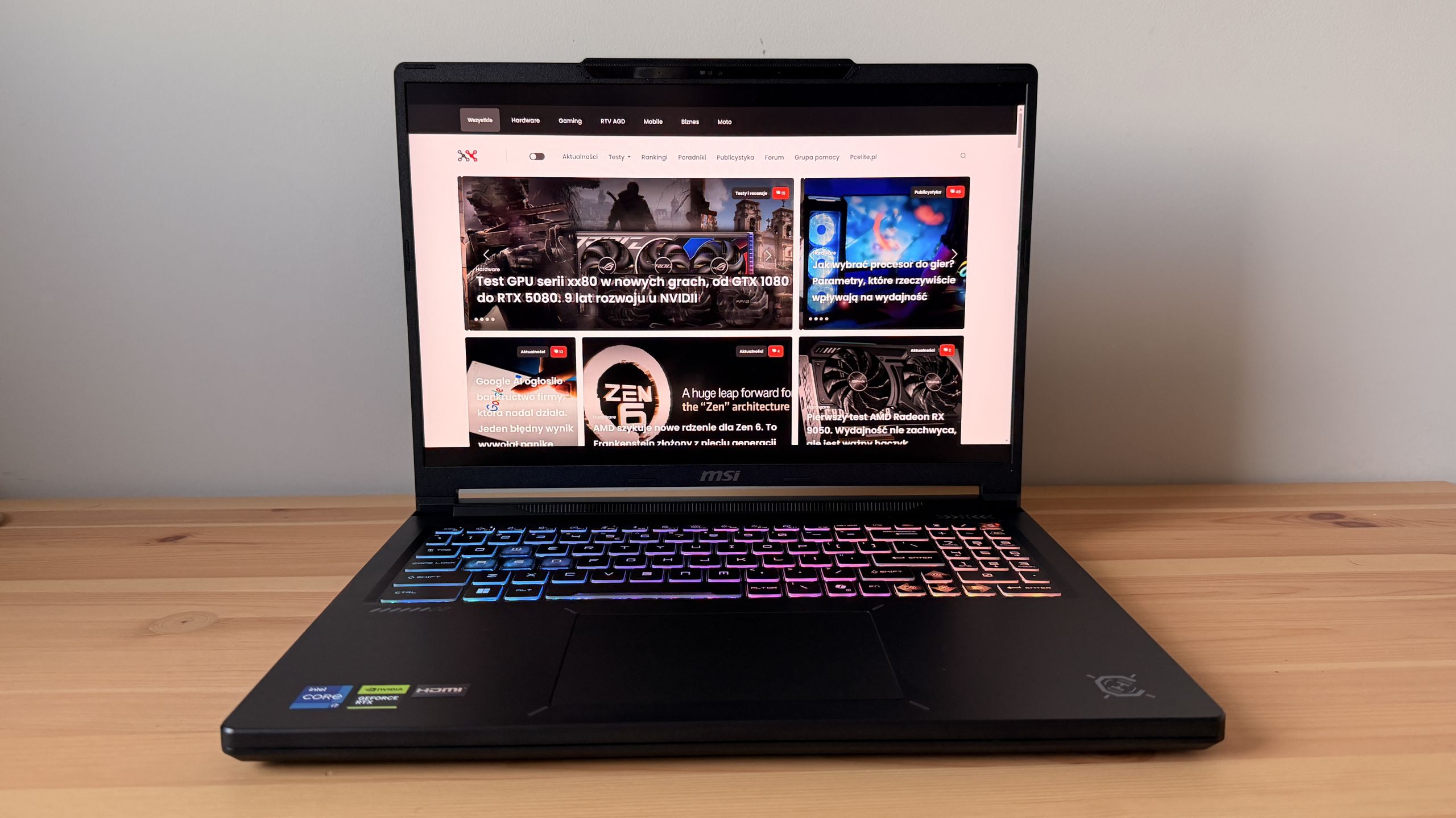 MSI Crosshair 16 HX E14WFK