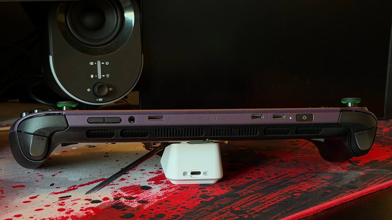 MSI Claw 8 EX AI+