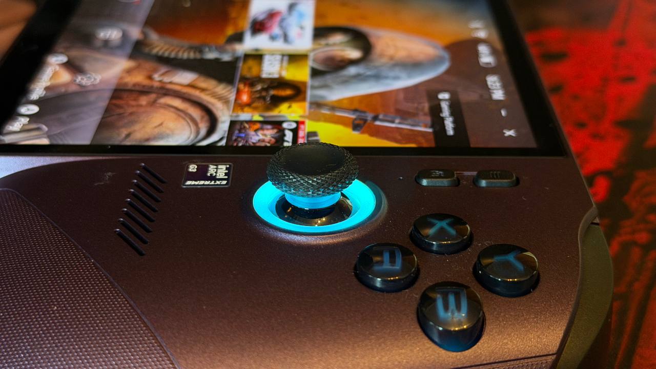 MSI Claw 8 EX AI+