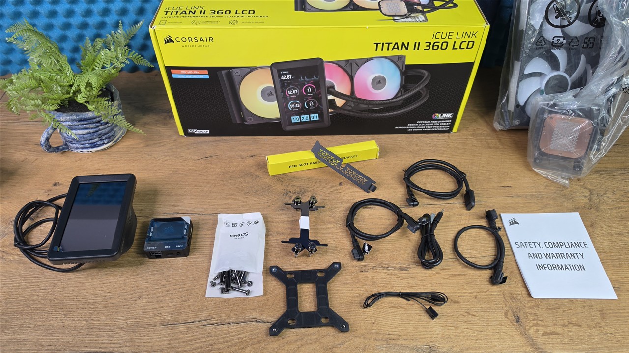 Corsair iCUE LINK TITAN II 360 RX LCD – wyposażenie zestawu