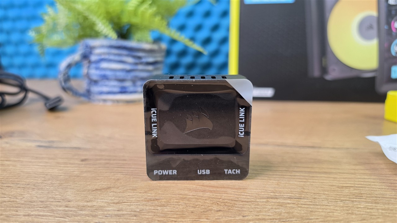 Corsair iCUE LINK TITAN II 360 RX LCD – wyposażenie zestawu