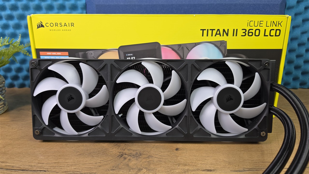 Corsair iCUE LINK TITAN II 360 RX LCD – aluminiowy radiator 360 mm