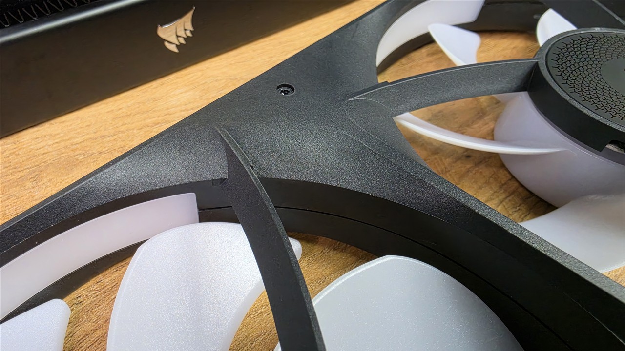 Corsair iCUE LINK RX360 II – wirnik, AirGuide i zunifikowana rama