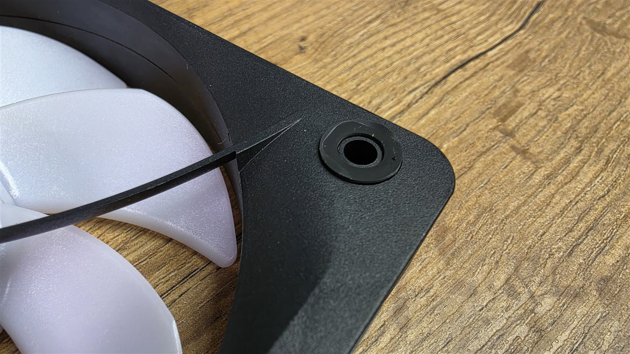 Corsair iCUE LINK RX360 II – wirnik, AirGuide i zunifikowana rama