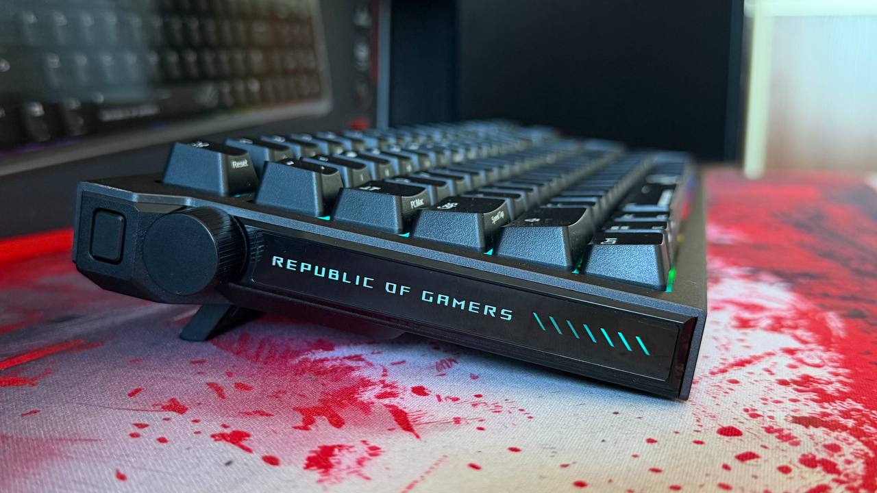 Asus ROG Strix Morph 96