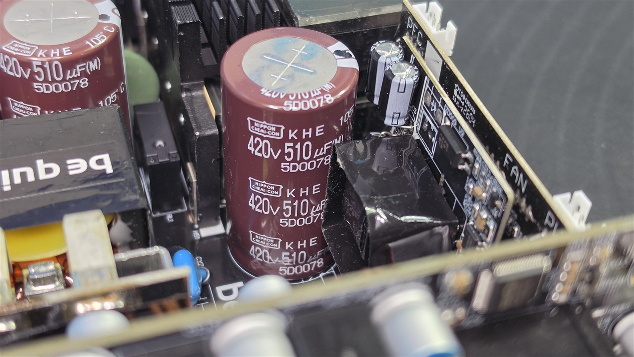 be quiet! Dark Power Pro 14 IO 1600 W