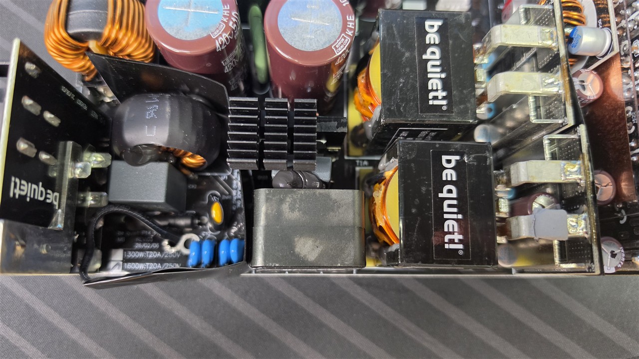 be quiet! Dark Power Pro 14 IO 1600 W