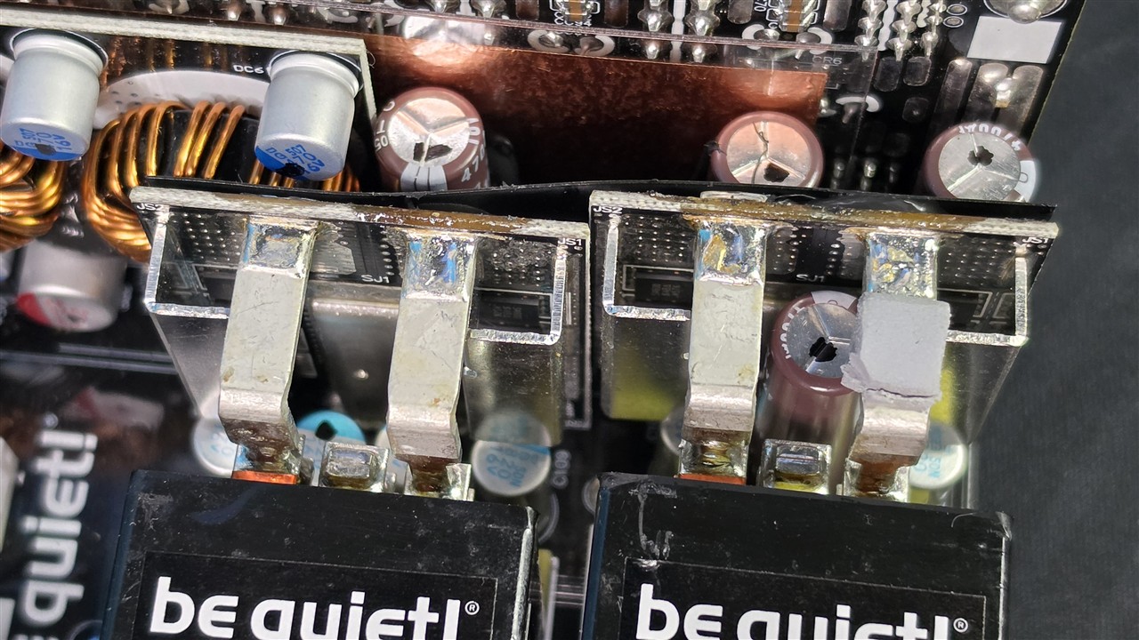 be quiet! Dark Power Pro 14 IO 1600 W