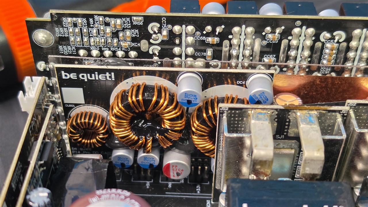 be quiet! Dark Power Pro 14 IO 1600 W