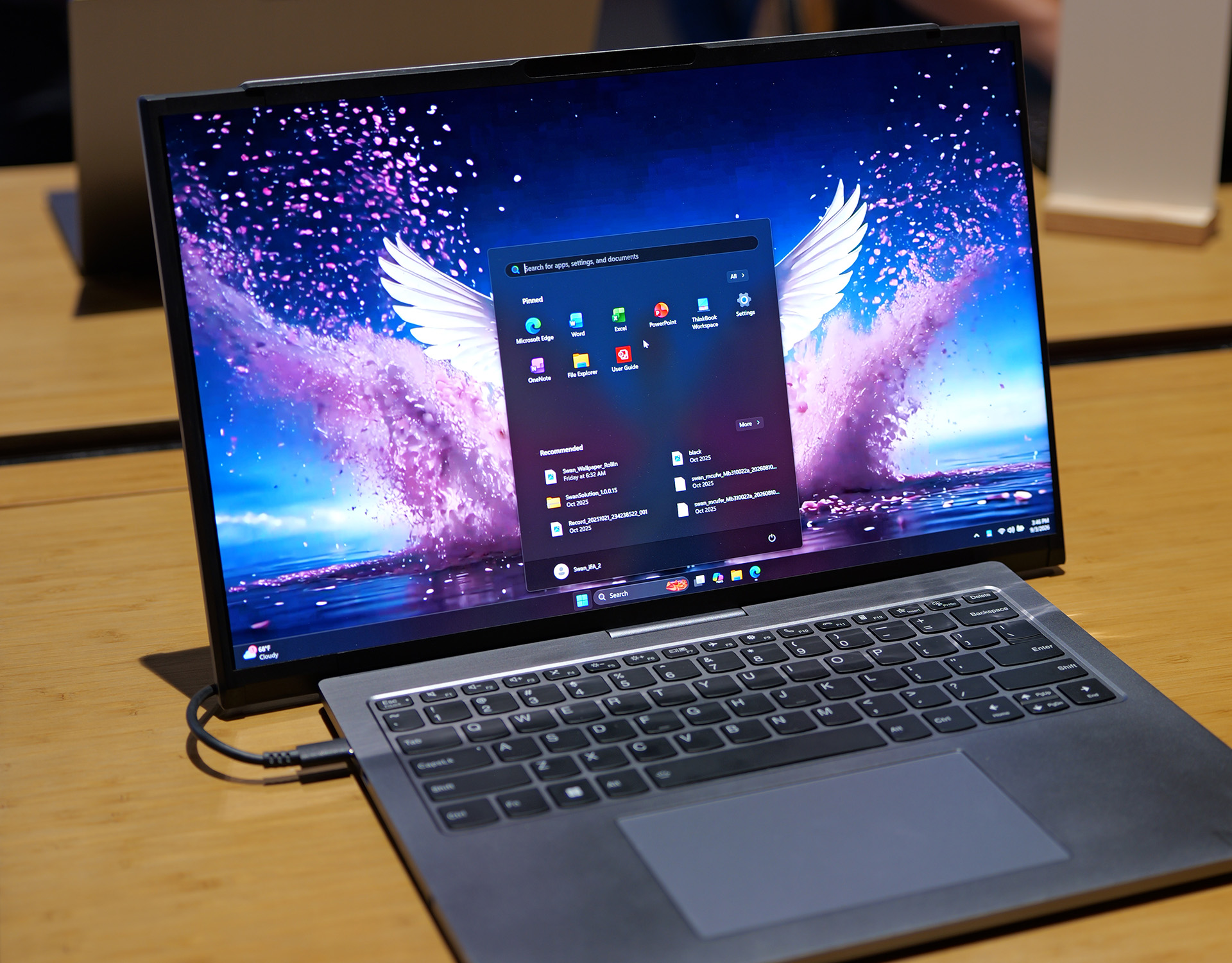 Lenovo Project Swan