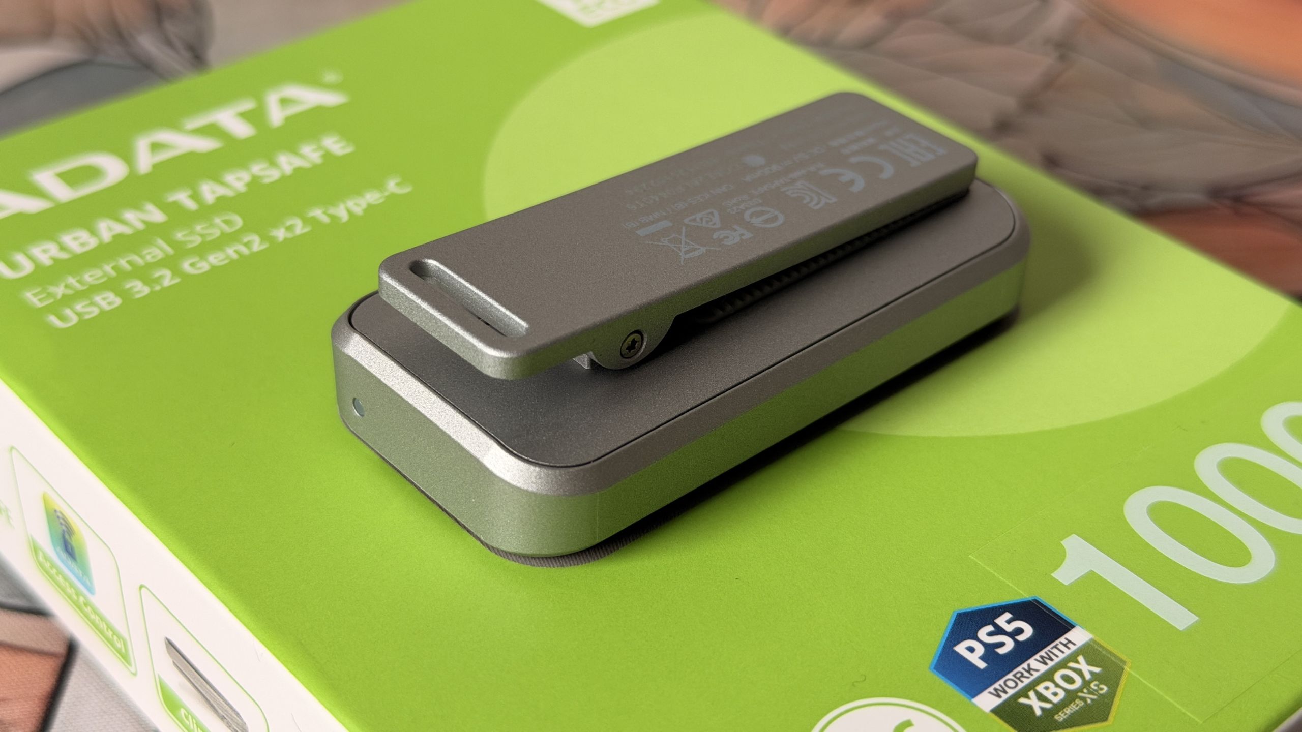 ADATA Urban Tapsafe