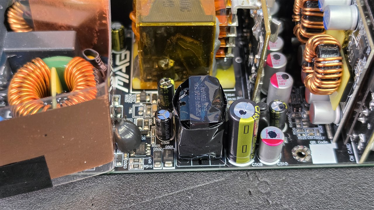 MSI MAG A1200PLS PCIE5