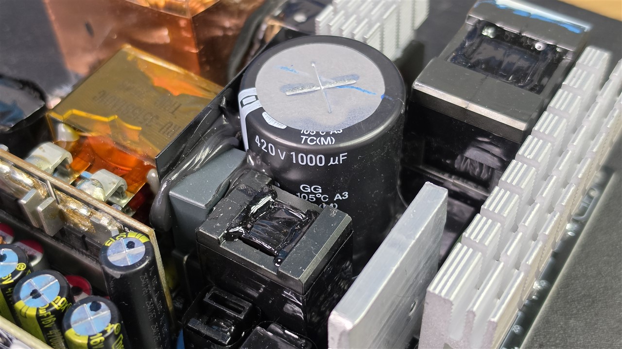 MSI MAG A1200PLS PCIE5
