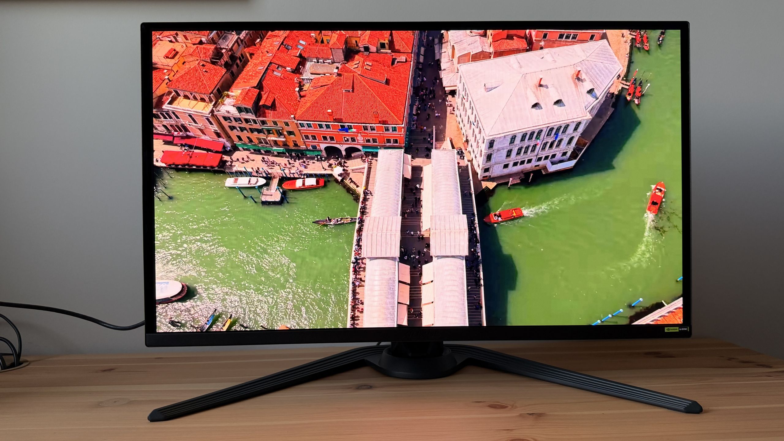 Gigabyte MO27Q