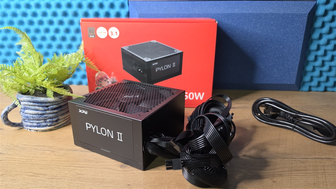 XPG PYLON II 750 W