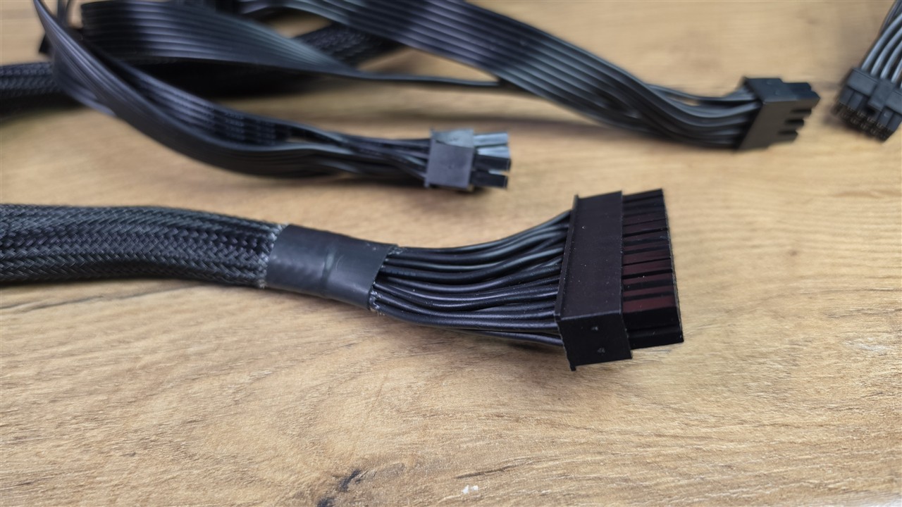 XPG PYLON II 750 W