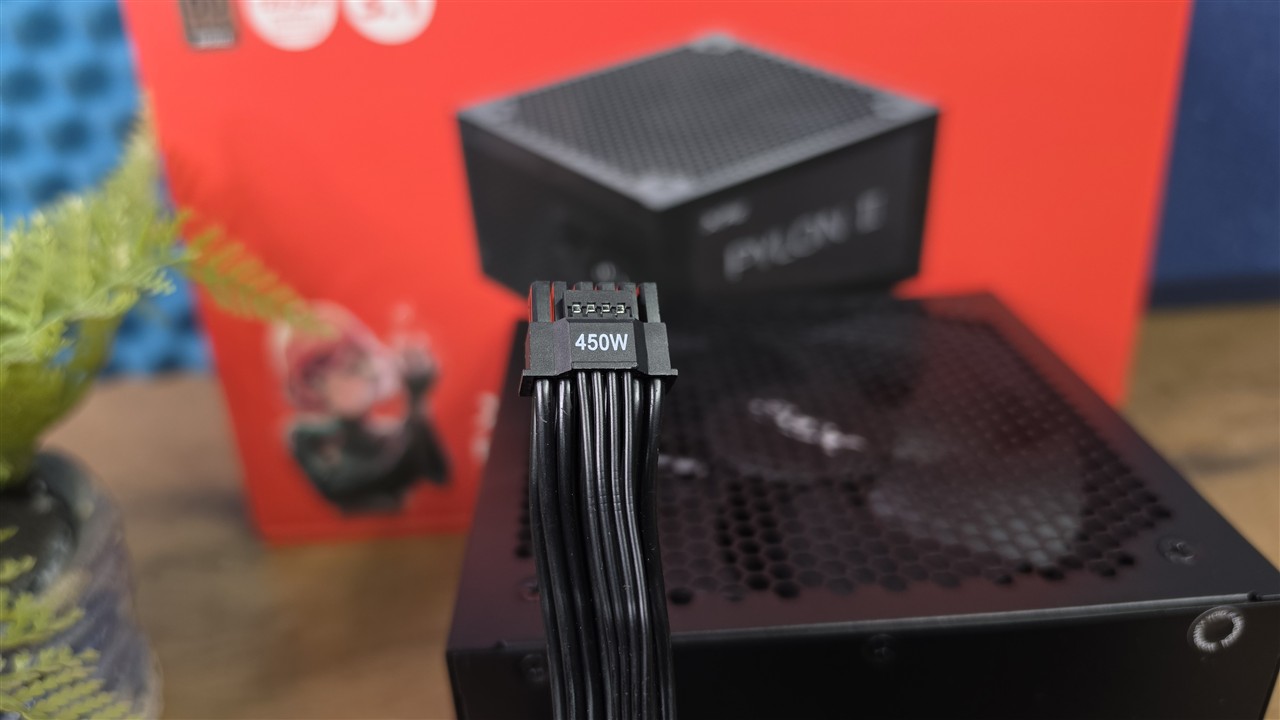 XPG PYLON II 750 W