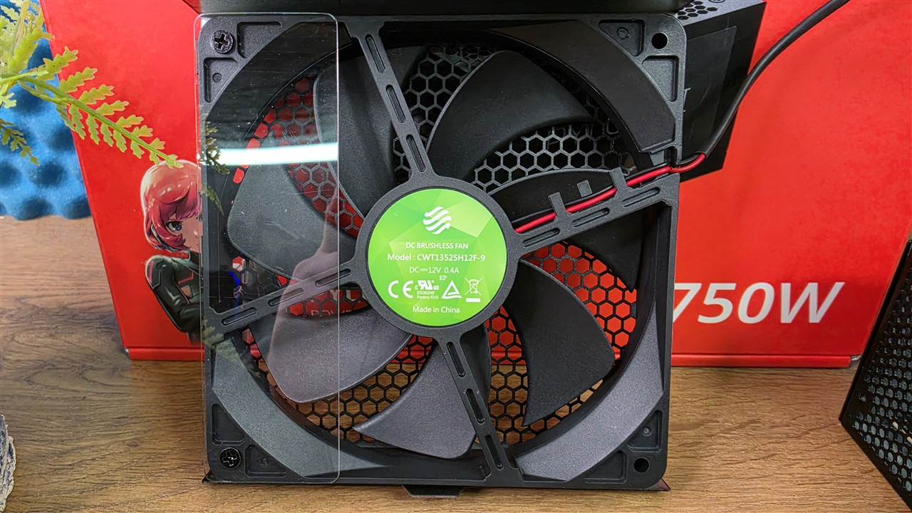 XPG PYLON II 750 W