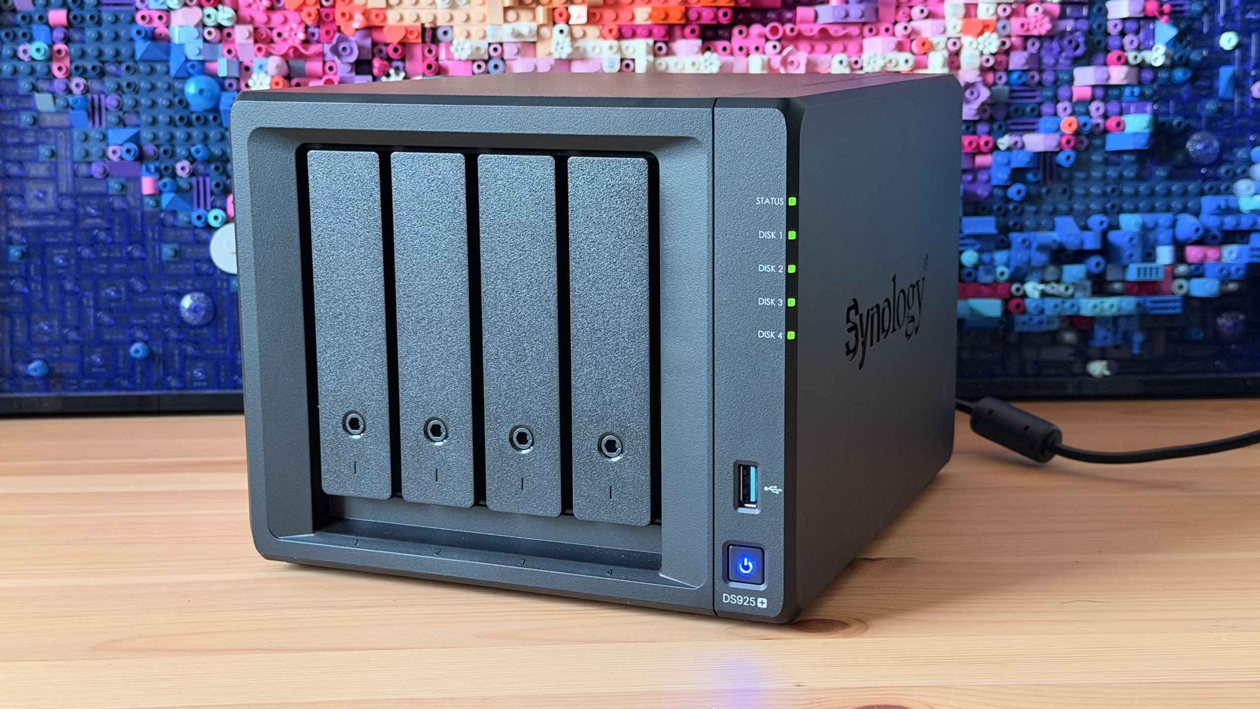 Synology DiskStation DS925+
