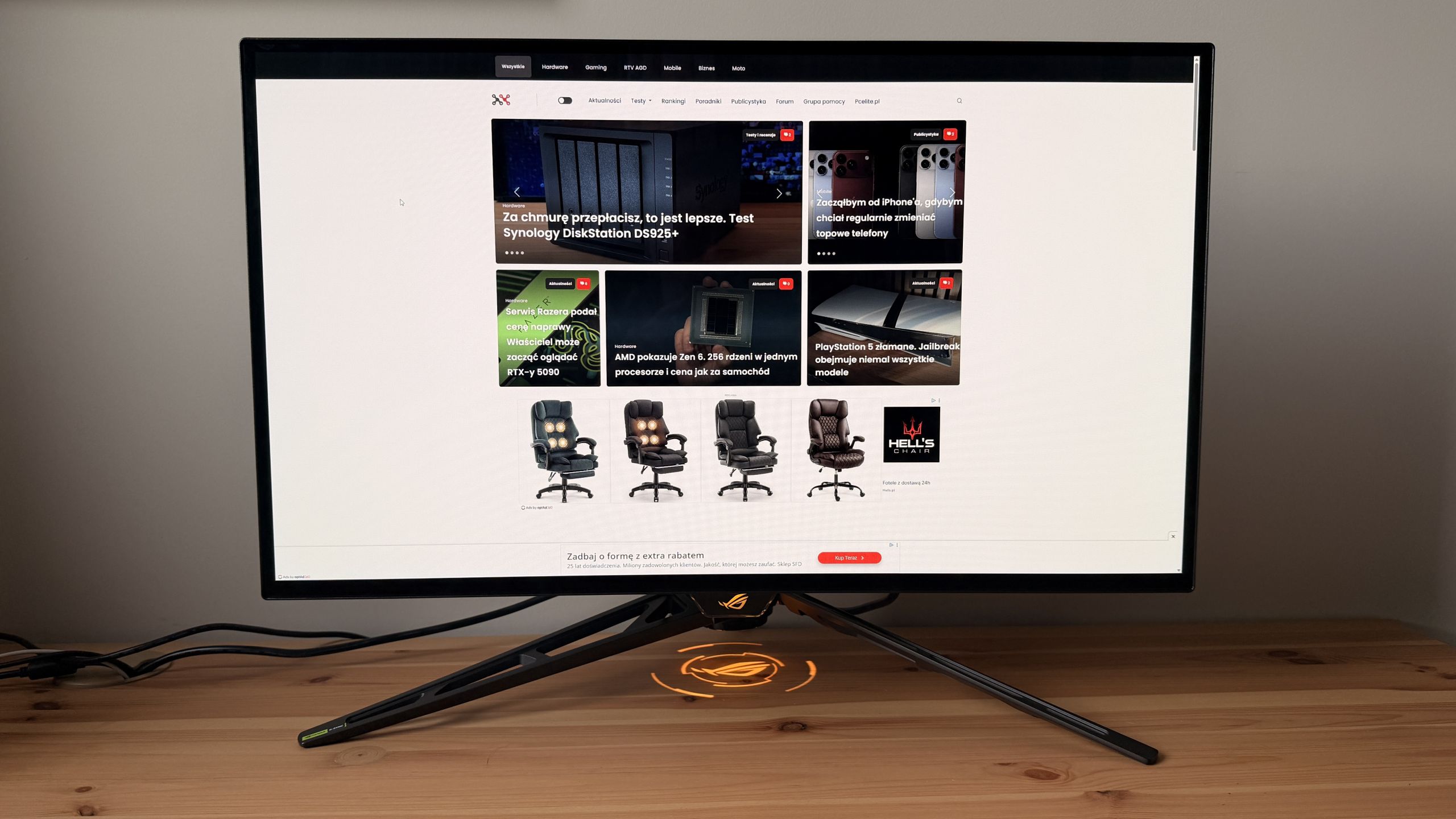ASUS ROG Swift OLED PG27AQWP-G EDITION 20