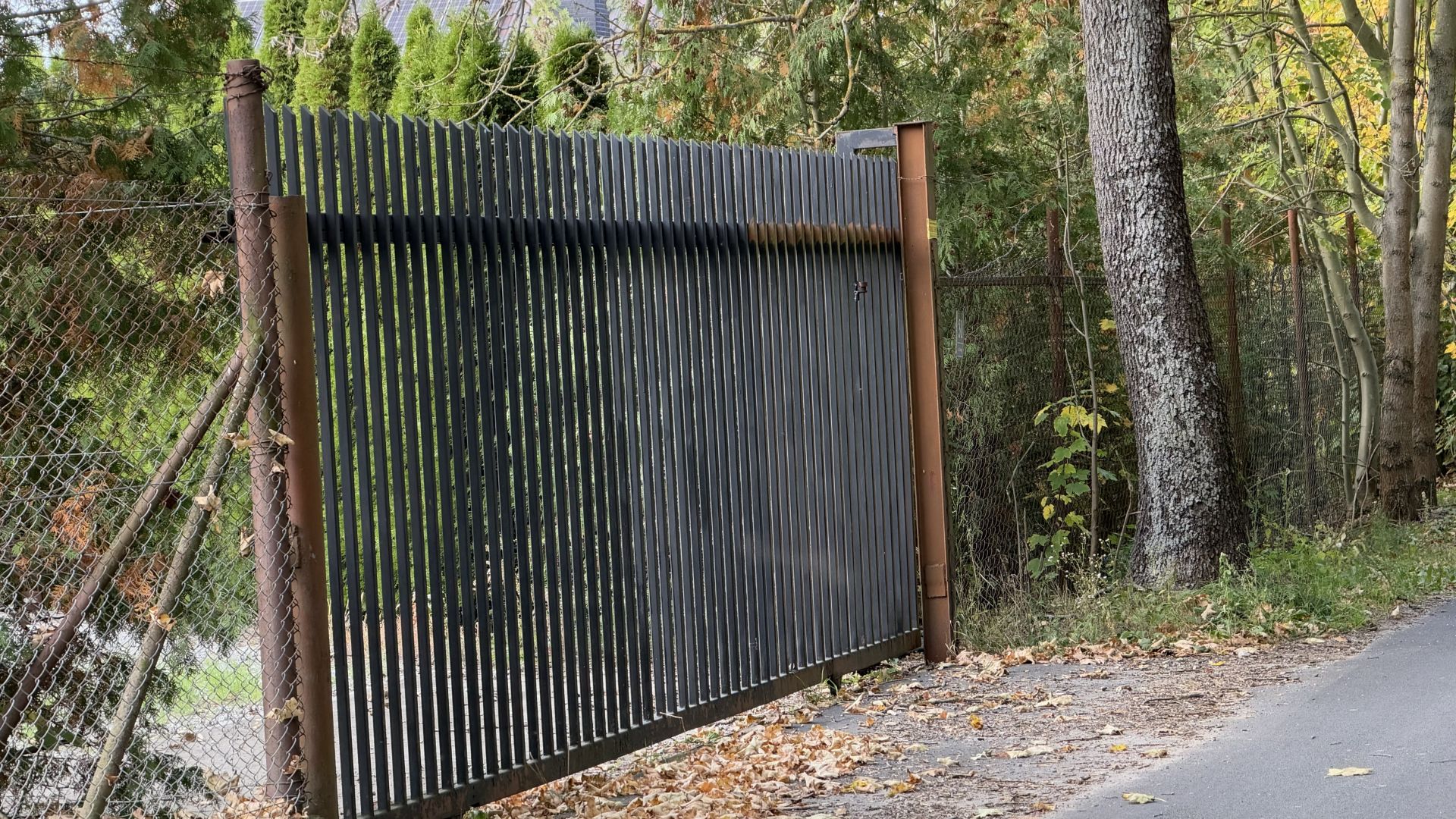 iPhone 18 Pro Max - obiektyw ultraszerokokątny, główny, 2x zoom, teleobiektyw 4x zoom, 8x zoom