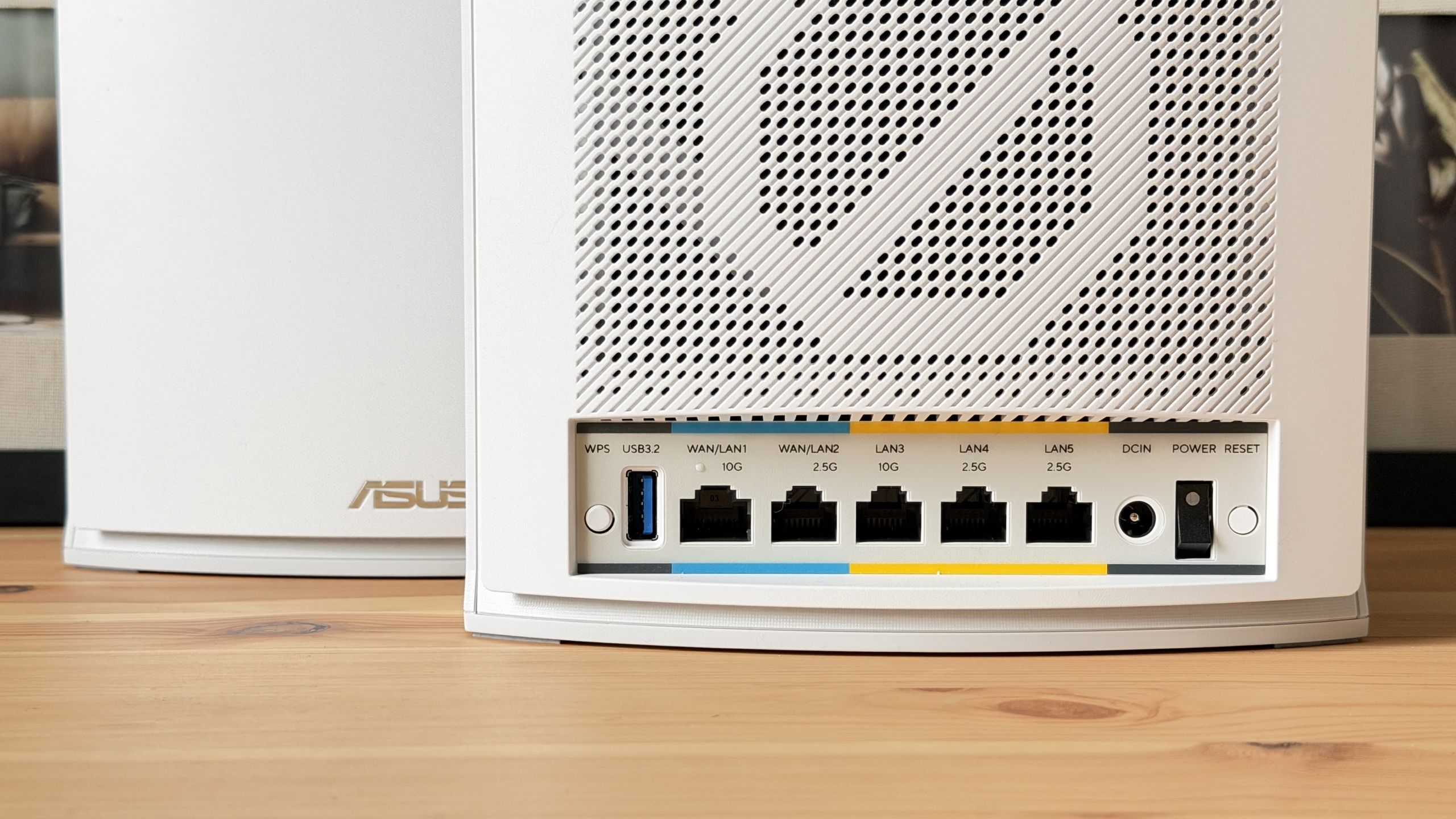 ASUS ZenWiFi BN12