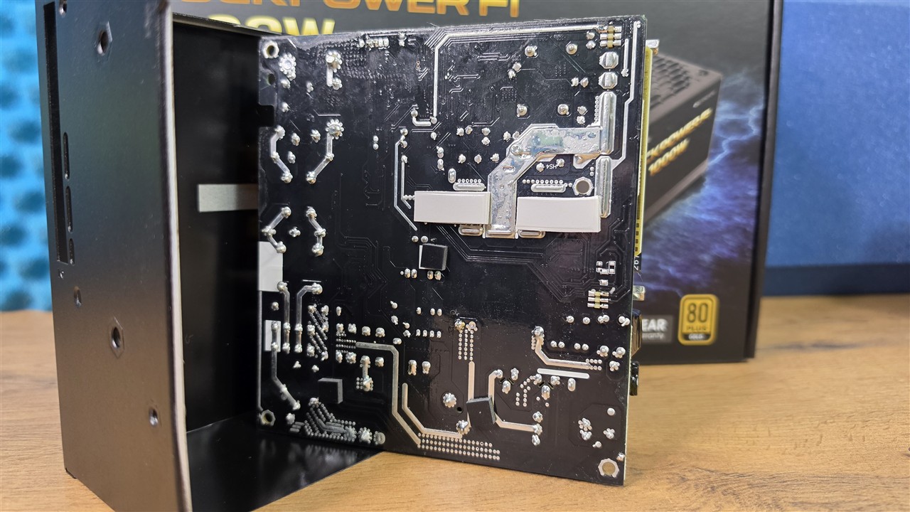 Thermaltake Dockpower FI 1000 W