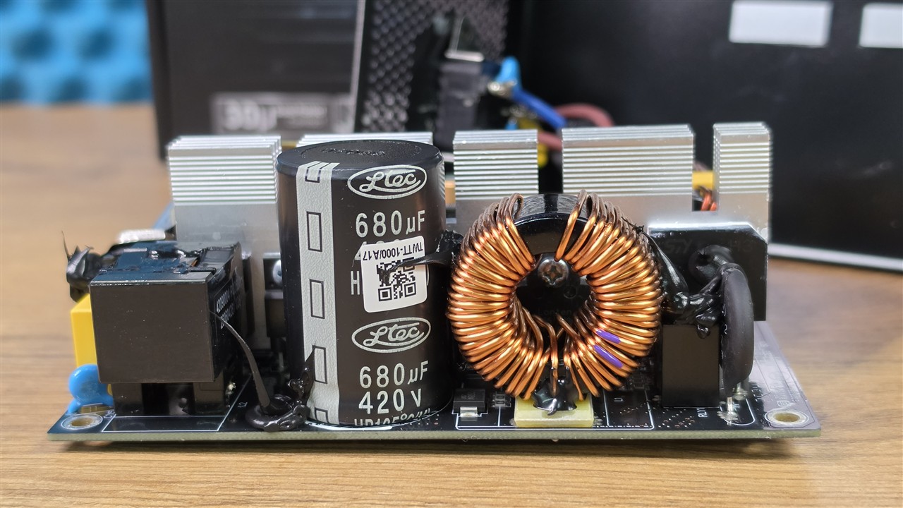 Thermaltake Dockpower FI 1000 W