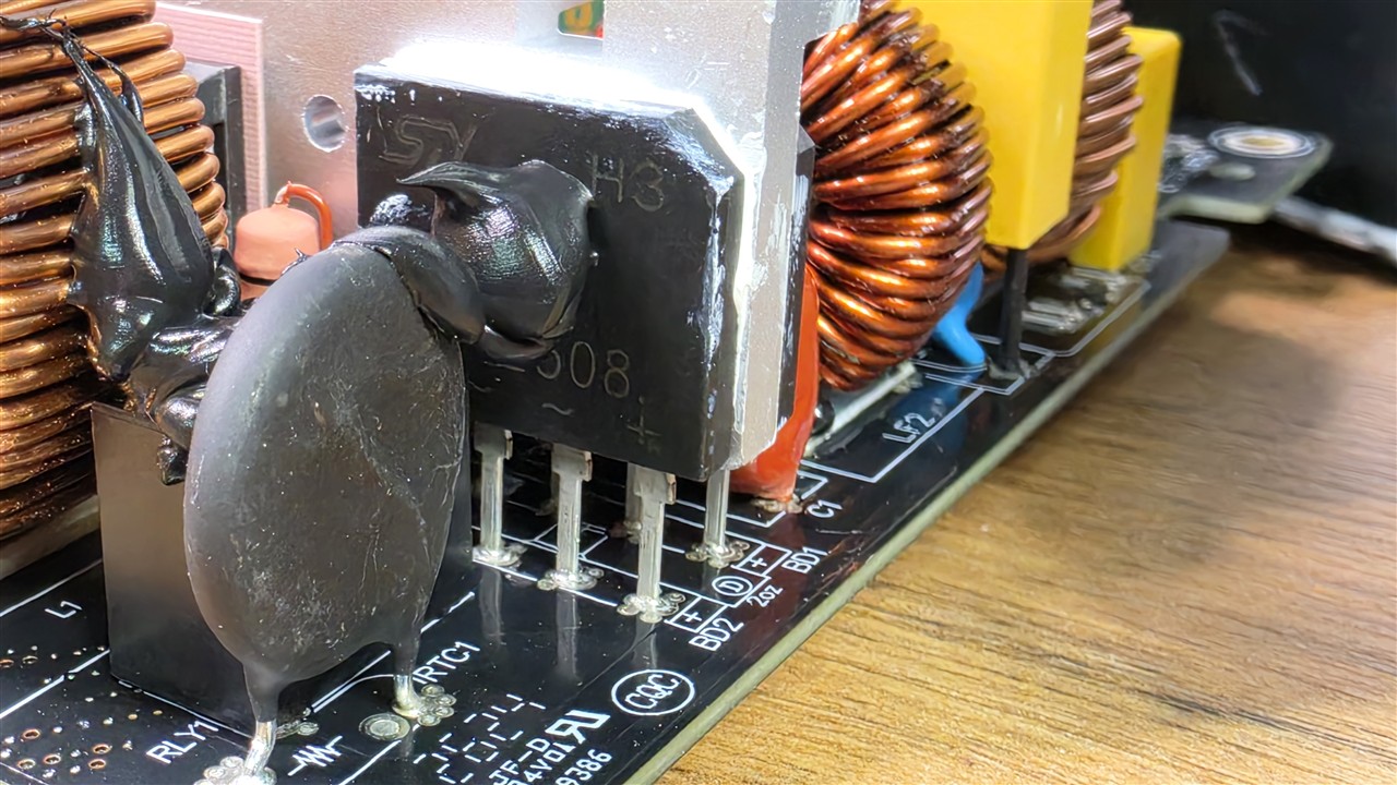 Thermaltake Dockpower FI 1000 W