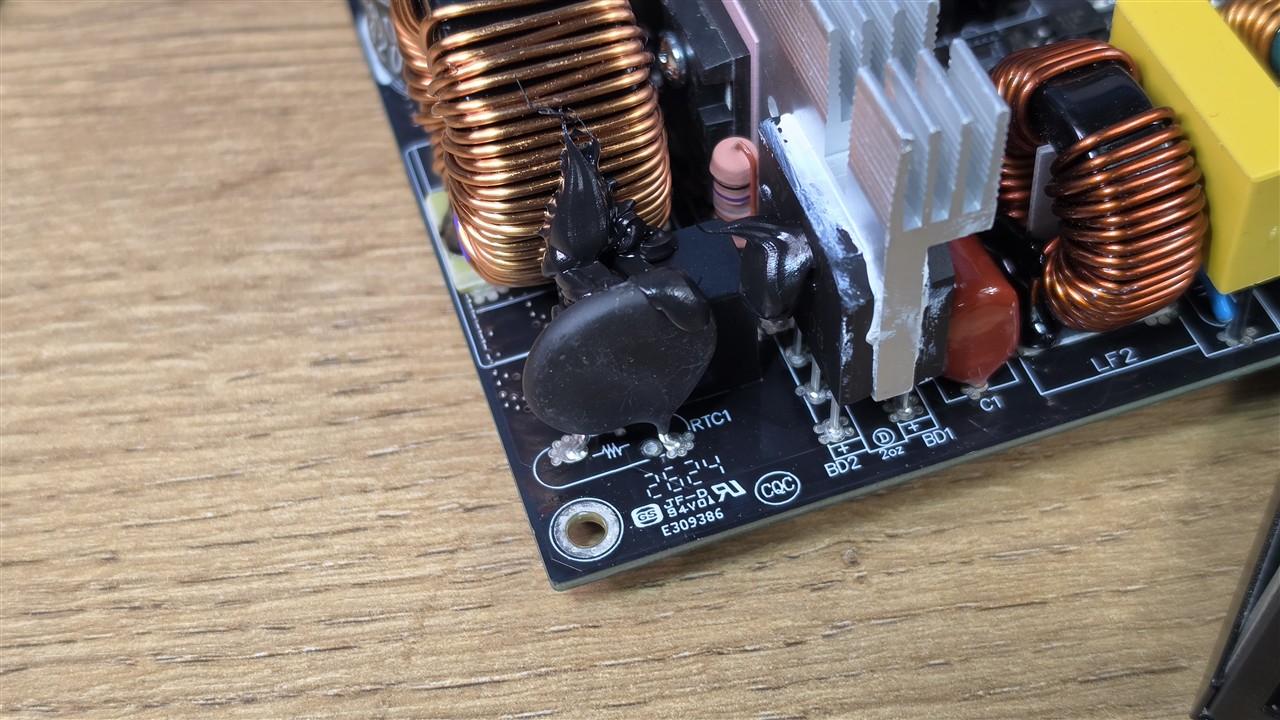 Thermaltake Dockpower FI 1000 W
