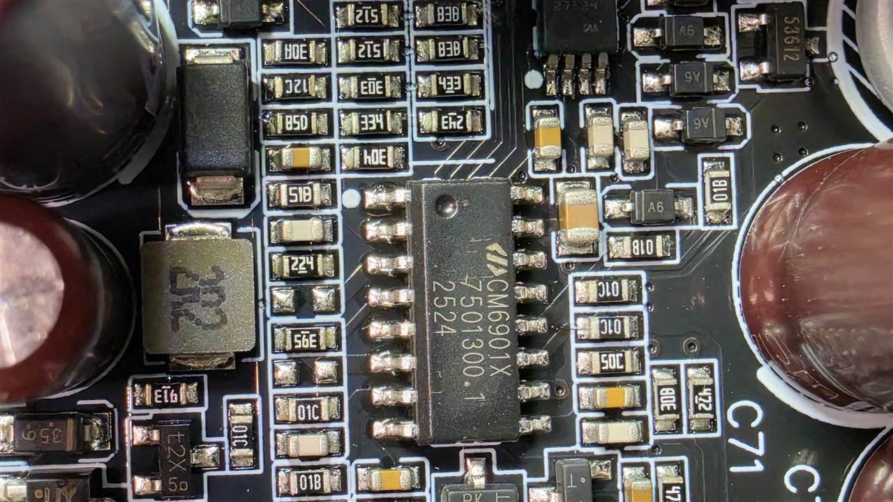 ASUS TUF Gaming 1200P - analiza elektroniki, komponentów, tranzystorów GaN i kondensatorów