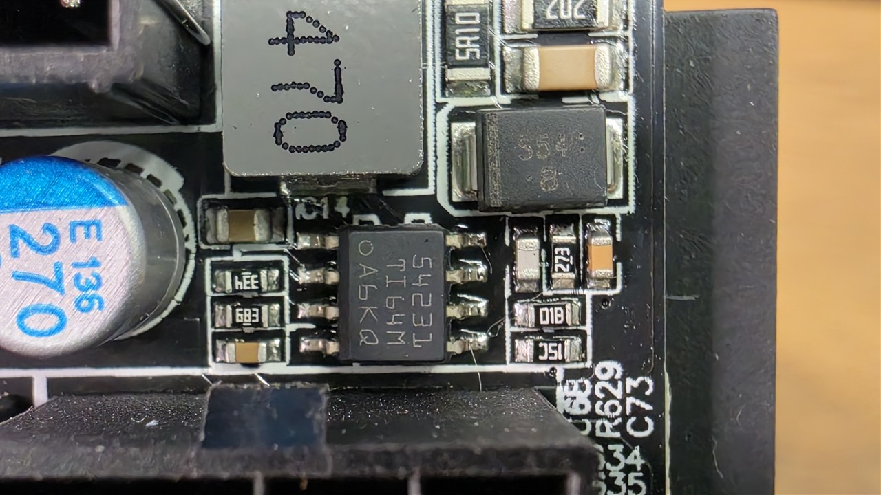 ASUS TUF Gaming 1200P - analiza elektroniki, komponentów, tranzystorów GaN i kondensatorów