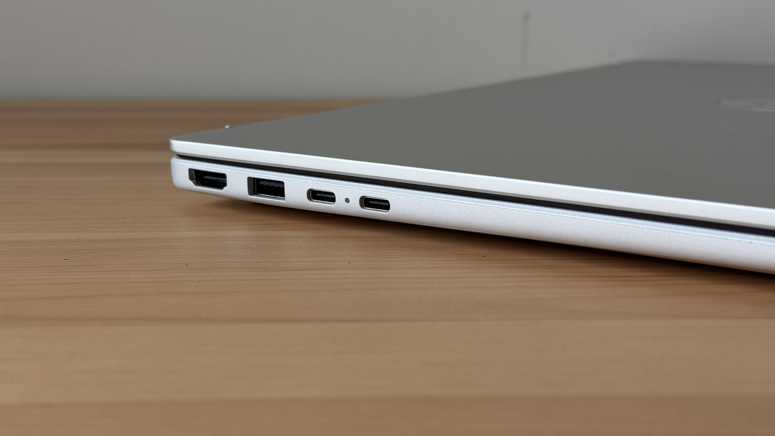 HP OmniBook 3 (16-bv0007nwx)